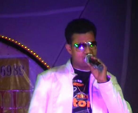 professional male singer muharraq bahrain