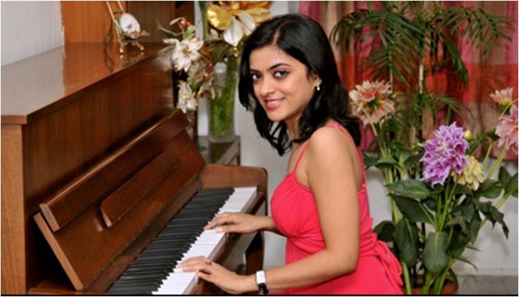 piano players muharraq bahrain