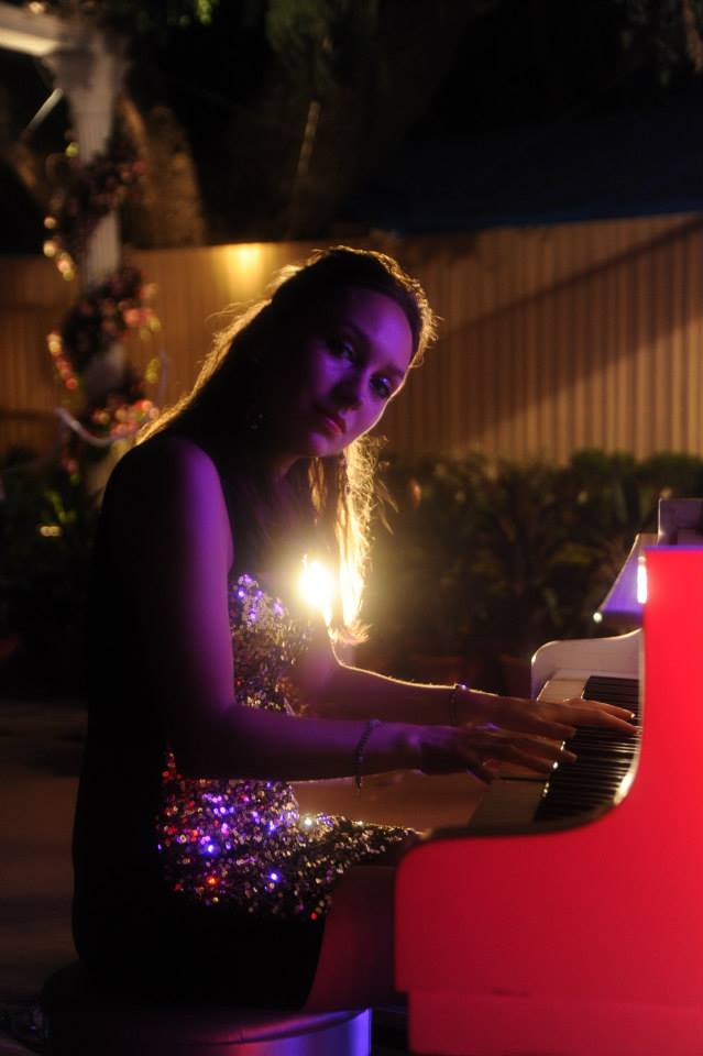 piano players muharraq bahrain